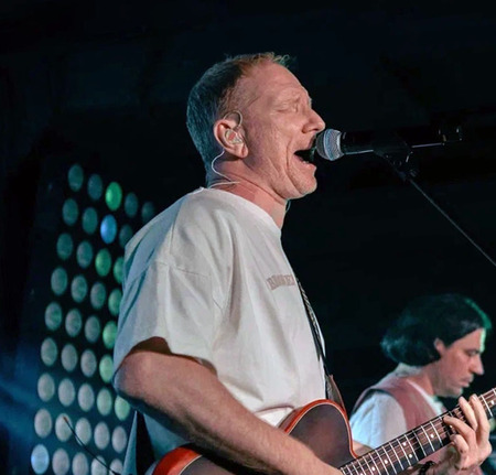 Группа Братья Грим в кастомных наушниках System Elements