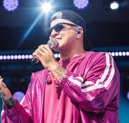 Виктор Поплеев, RASA, в кастомных наушниках System Elements